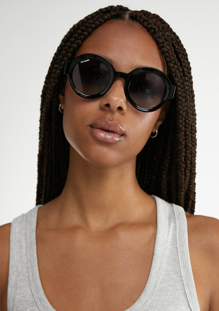 The D.Franklin sunglasses 913 collection