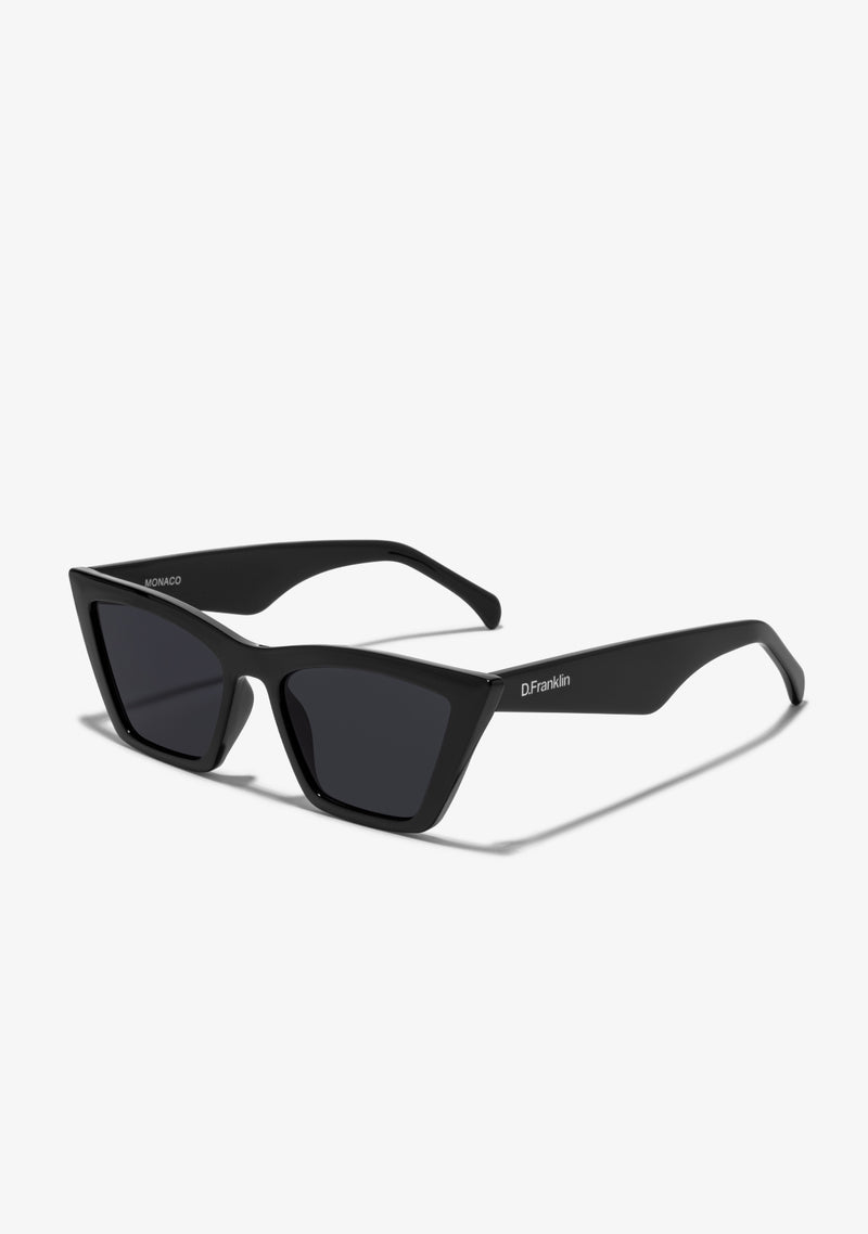 D.Franklin sunglasses with clear cat-eye frames. A timeless design for your most distinctive looks.&nbsp;