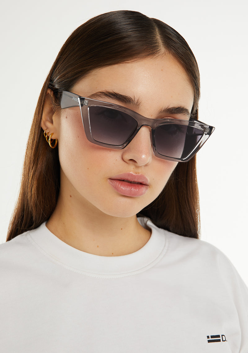 D.Franklin MONACO GREY / GRADIENT GREY package