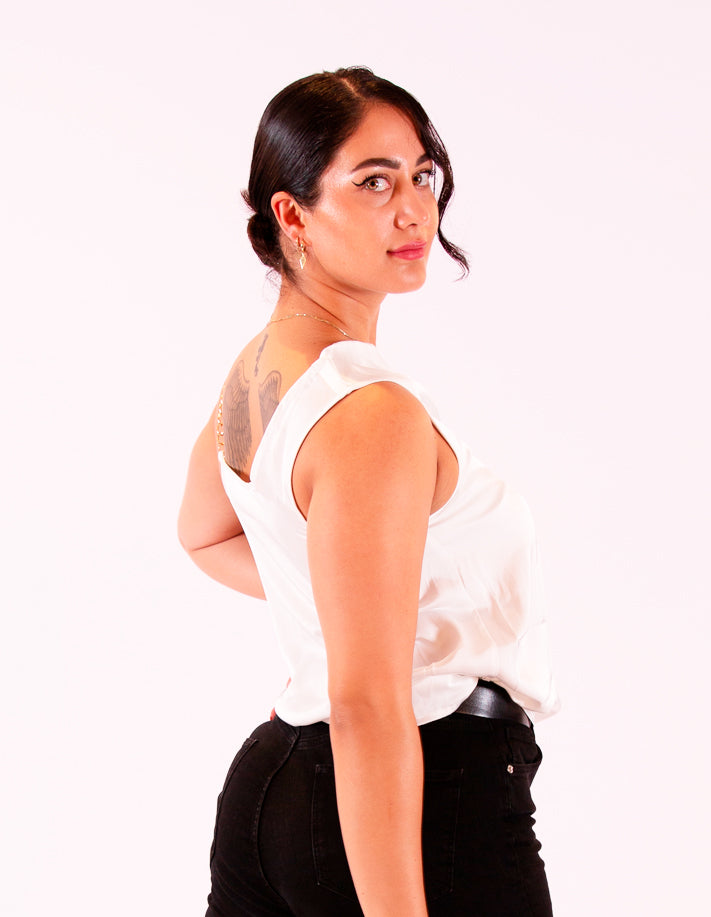 KRIOS - Witte top met swingkraag