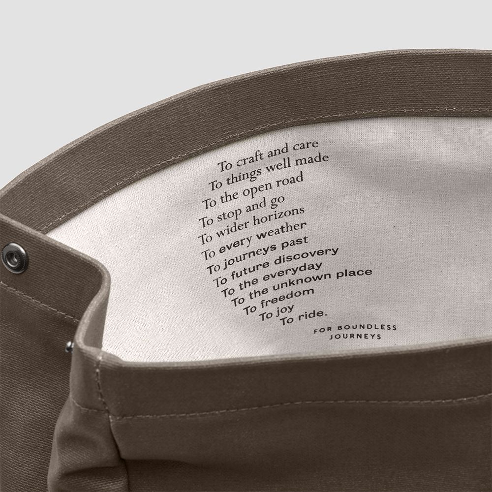 Brooks England - Pickwick Rugtas Small Zwart